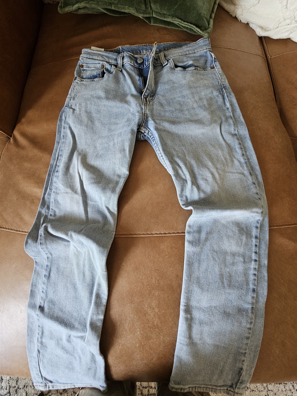 Levi's Light Blue Relaxed Fit Jeans